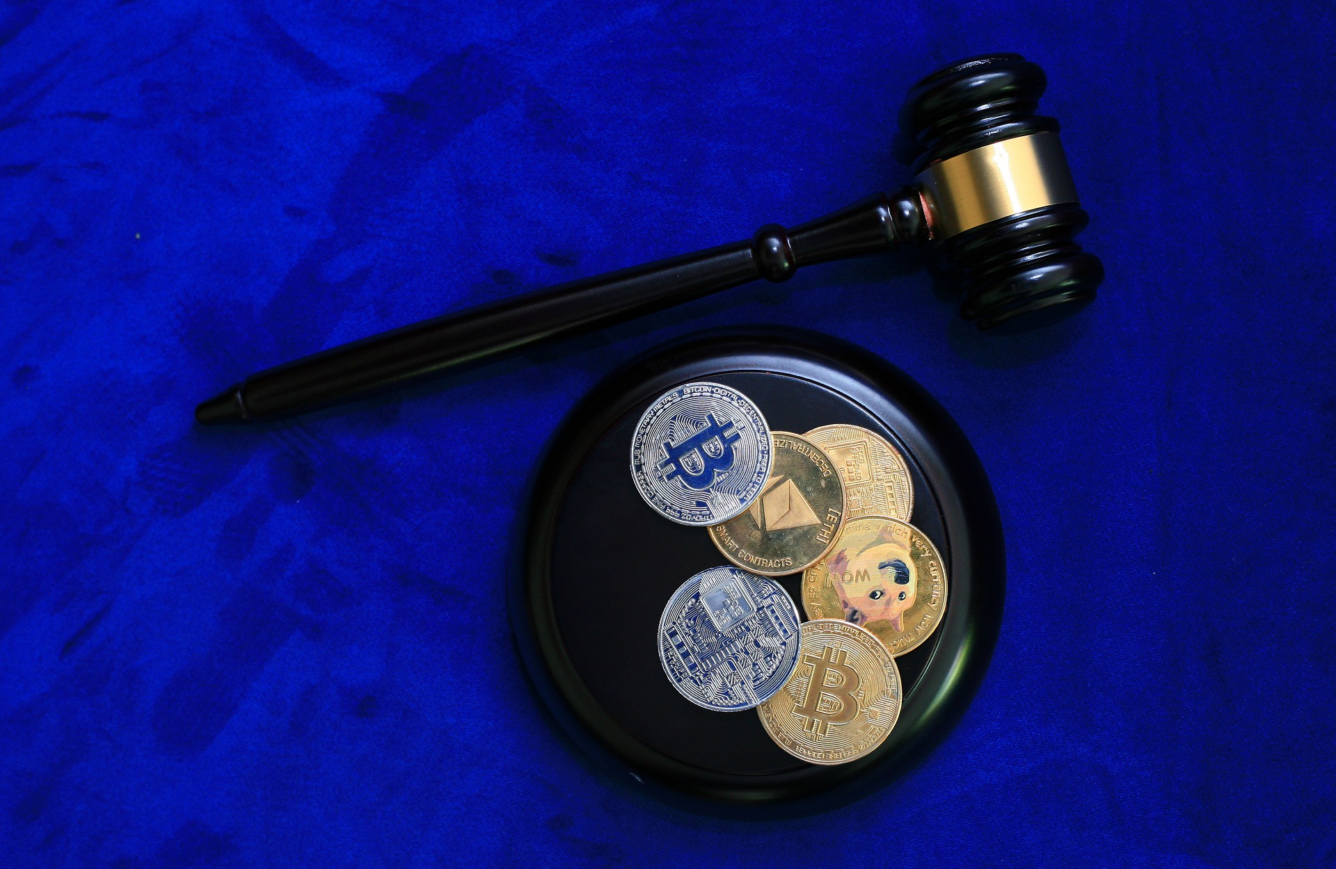 https://signup.horasis.org/wp-content/uploads/2021/10/crypto-6722635_1920.jpg